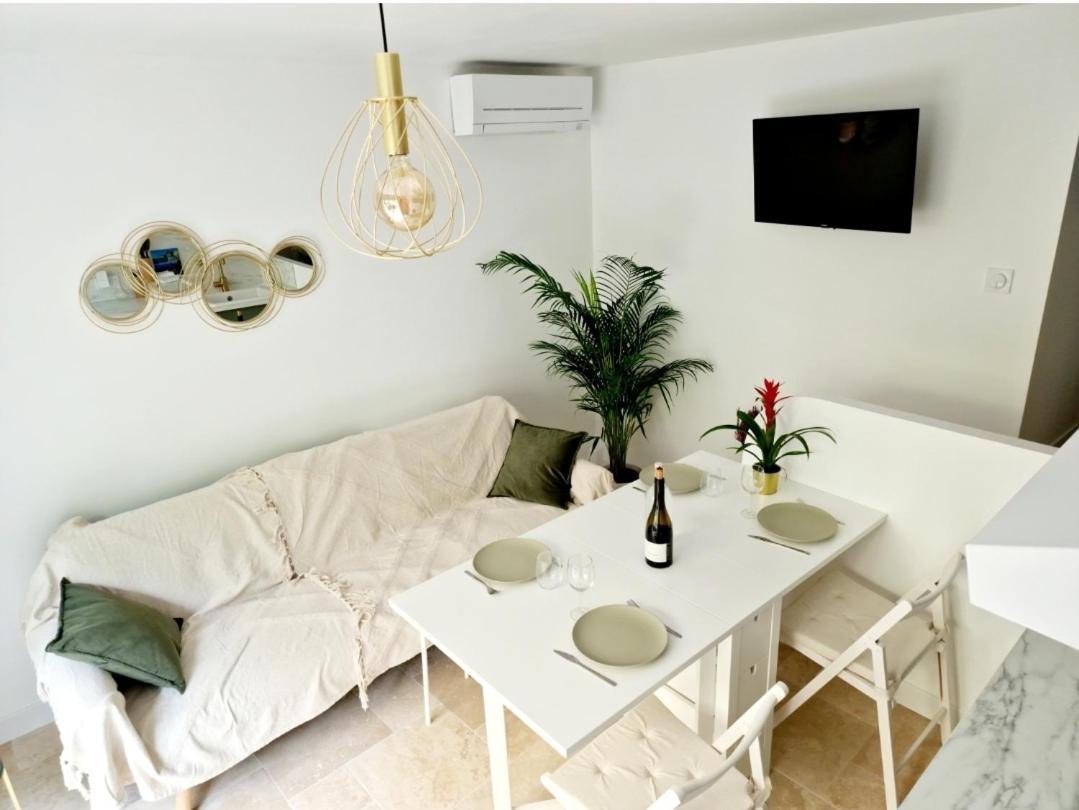Studio Au Bas Des Cretes En Bas De Villa A La Ciotat Proche De La Mer Et De Marseille Buitenkant foto