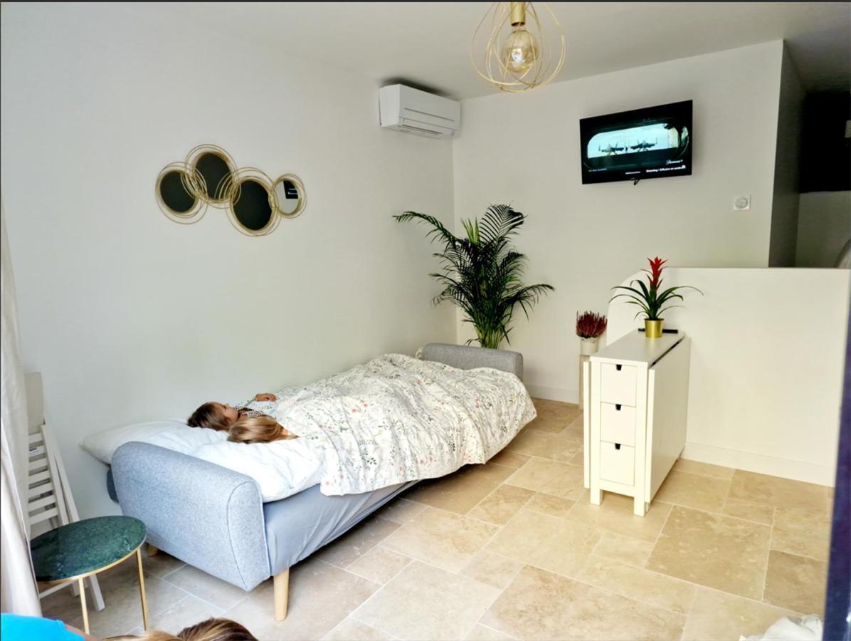 Studio Au Bas Des Cretes En Bas De Villa A La Ciotat Proche De La Mer Et De Marseille Buitenkant foto