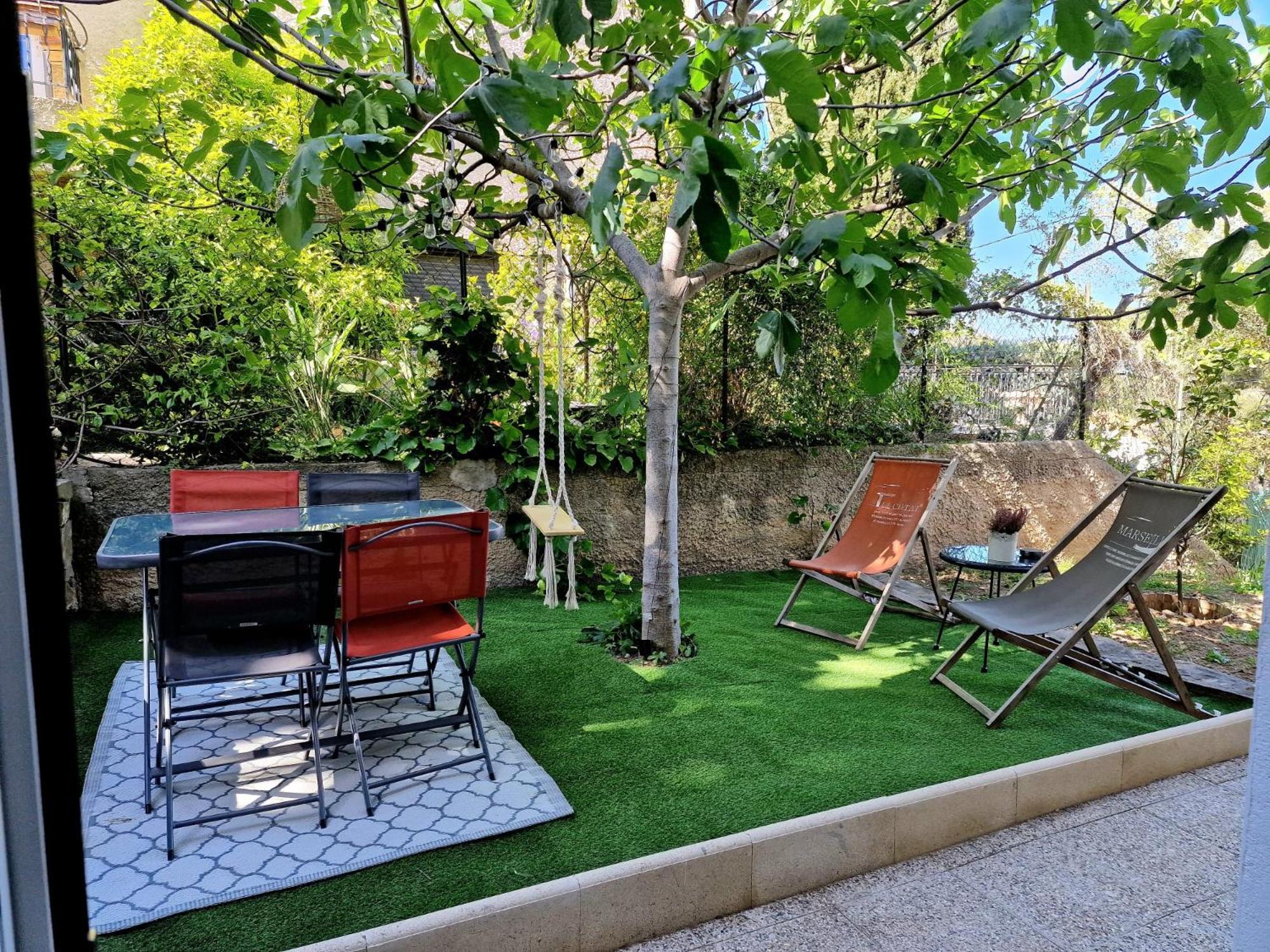 Studio Au Bas Des Cretes En Bas De Villa A La Ciotat Proche De La Mer Et De Marseille Buitenkant foto